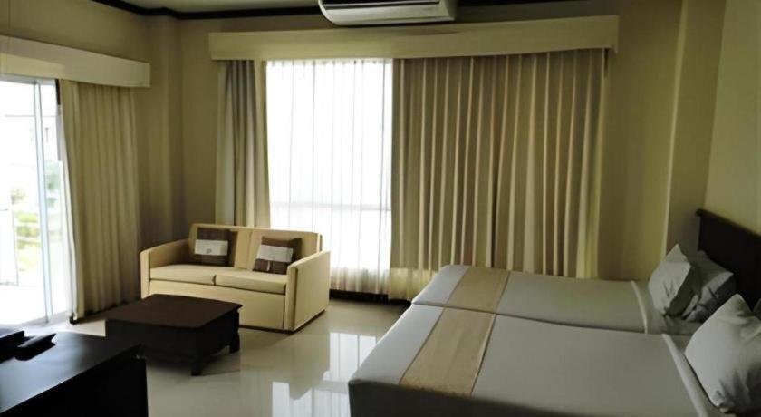 Kasem Garden Hotel Surin Ban Nong Tao Extérieur photo