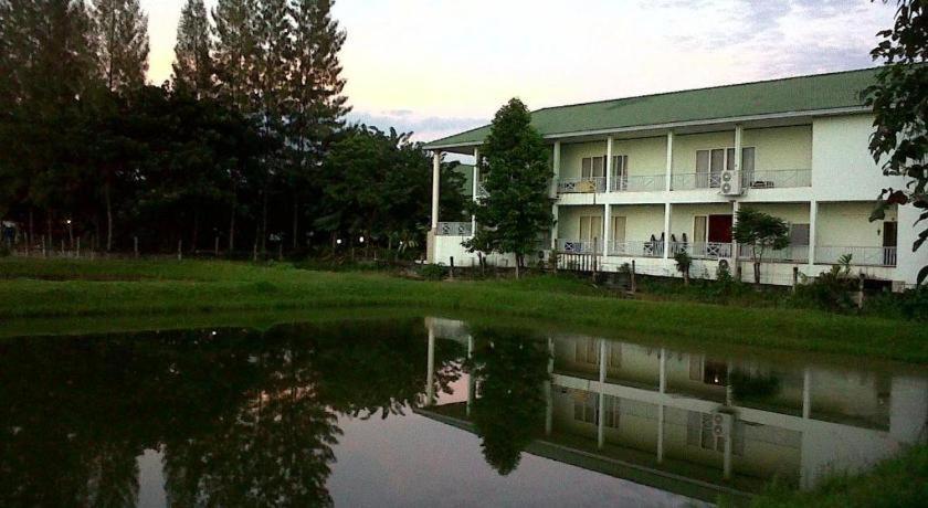 Kasem Garden Hotel Surin Ban Nong Tao Extérieur photo